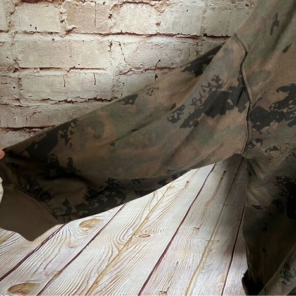 Rails reeves Knox camo sweatshirt - Picture 7 of 8